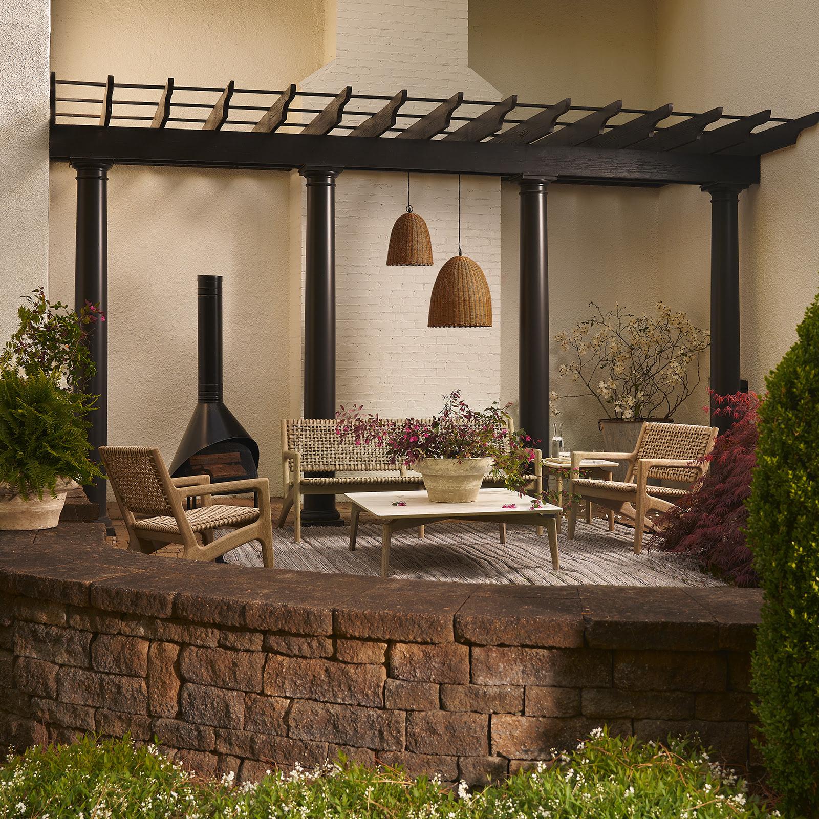 Beehive Outdoor Pendant Large | Regina Andrew Detroit